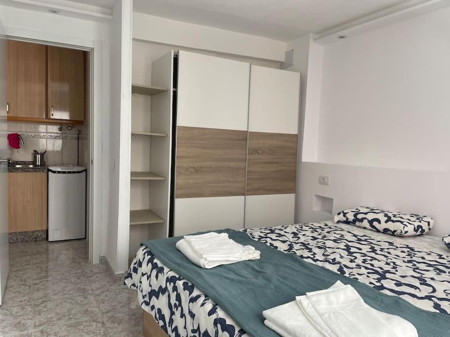 Giovina Living Av Suecia 150M From Beach Los Cristianos  Exterior photo